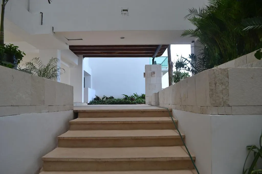 Ocean View Condo Cancún